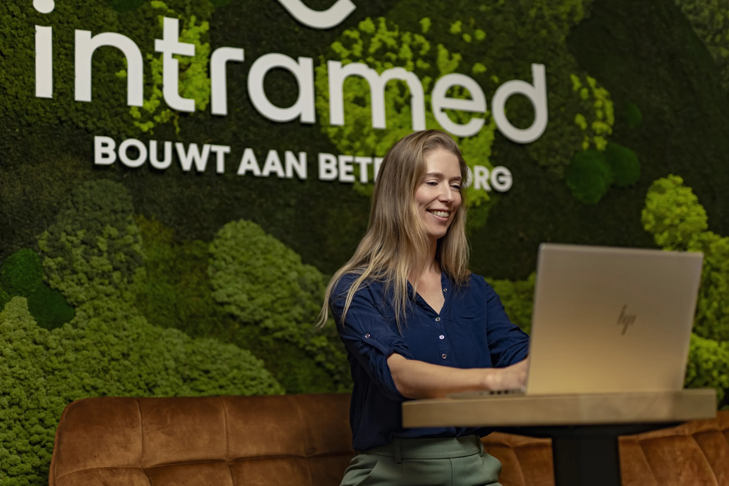 Debbie moswand laptop